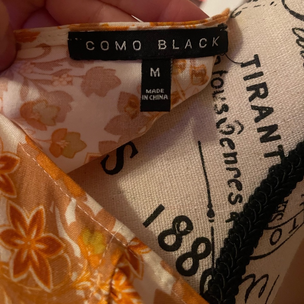 Flowery Blouse - Picture 3 of 3